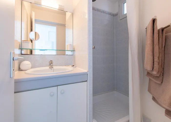 L'evasion Bleue * Wifi * Bord De * Piscine * Daire